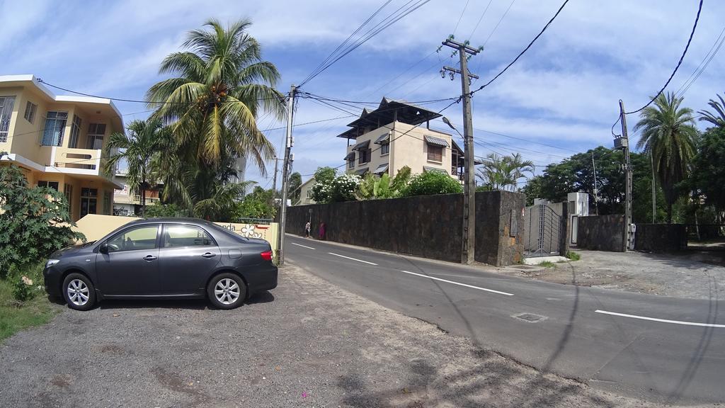 Allamanda Apartments - 100M Bain Boeuf Beach Exterior photo